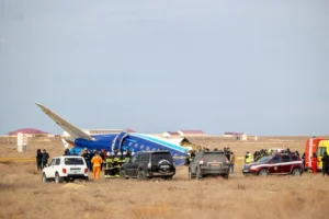 crash d un avion de ligne de la compagnie Azerbaijan Airlines 2003365