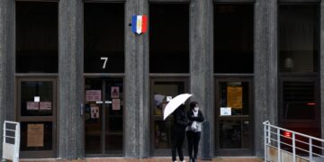 Accusée de “fichage” des étrangers, la préfecture de Seine-Saint-Denis se défend.