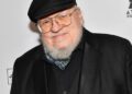 George R.R. Martin dévoile enfin des nouvelles sur son prochain livre tant attendu, The Winds of Winter : l&rsquo;auteur de Game of Thrones confirme qu&rsquo;il est toujours engagé dans l&rsquo;écriture du sixième tome de la série | Actualité du 21/04/2025.