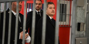 Comment Gérald Darmanin recrute les agents de surveillance pour ses futures prisons de haute sécurité.