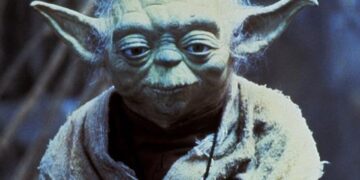 George Lucas dévoile enfin pourquoi Yoda s&rsquo;exprime à l&rsquo;envers dans Star Wars : Une explication inattendue sur le dialecte singulier du maître Jedi légendaire | Actualité du 05/05/2025