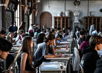 EN DIRECT – Bac 2025 : lancement des épreuves de spécialités