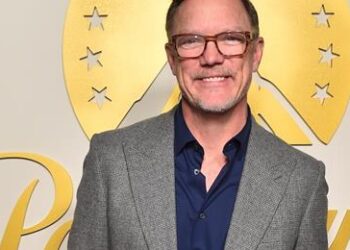 Matthew Lillard révèle ses projets, dont Scream 7 et un whisky : l&rsquo;acteur parle de ses prochaines réalisations inspirées de l&rsquo;imaginaire | Actualité du 07/05/2025