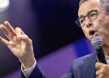 Chute de Bayrou : LR oppose un franc « non » au PS à Matignon