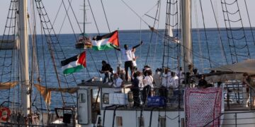 Le centre de crise du ministère des Affaires étrangères submergé par des appels et des courriels concernant ce convoi.