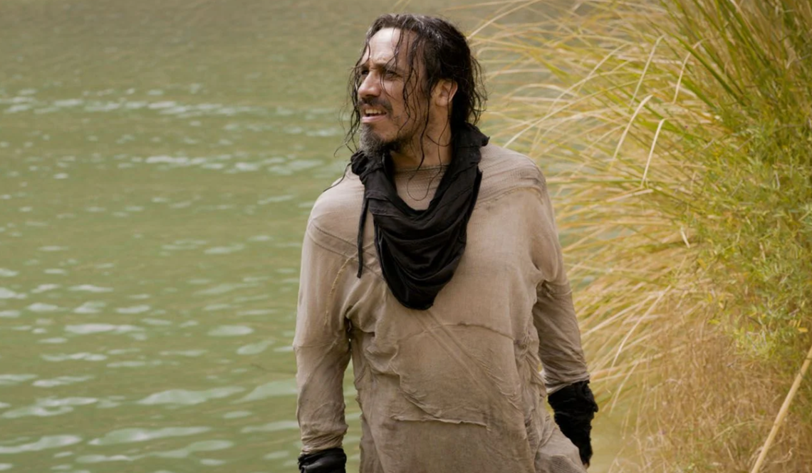 Force de reduire sa duree Alexandre Astier envisage de publier