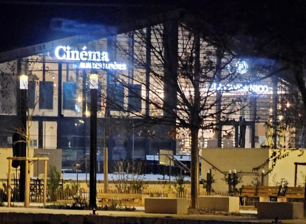 Arrivee a Quai des Lumieres a Frontignan